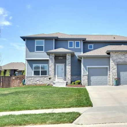 Buy this 6 bed house on 11799 South 109th Street in Sarpy County, NE 68046