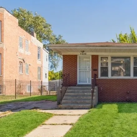 Buy this 3 bed house on 7525 South Union Avenue in Chicago, IL 60620