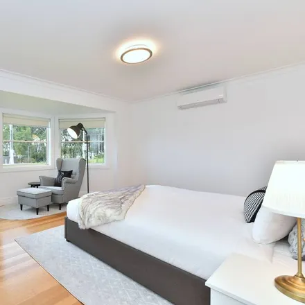 Rent this 5 bed house on Coal Point NSW 2283