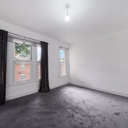 Image 1 - 139 Antill Road, Old Ford, London, E3 5JE, United Kingdom - Apartment for rent