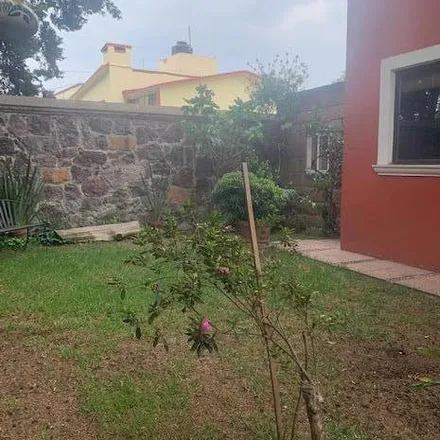 Buy this 3 bed house on Calle Fresnos in San Salvador Tizatlalli, 16600 Metepec