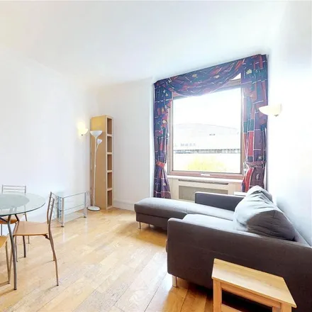 Image 1 - Whitehouse Apartments, 9 Belvedere Road, South Bank, London, SE1 8YP, United Kingdom - Apartment for rent