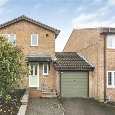 Buy this 3 bed house on Moorymead Close in Watton-at-Stone, SG14 3HF