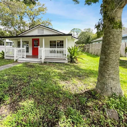 Buy this 3 bed house on 1105 Willow Avenue in Sanlanta, Sanford