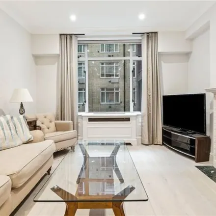 Rent this 1 bed apartment on Marugame Udon in 449 Strand, London