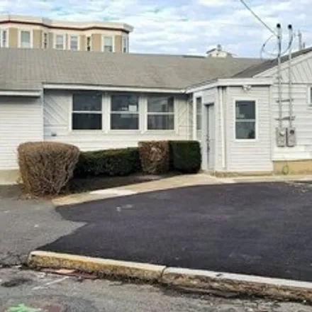 Buy this 5 bed house on 7 Dolphin Avenue in Beachmont, Revere