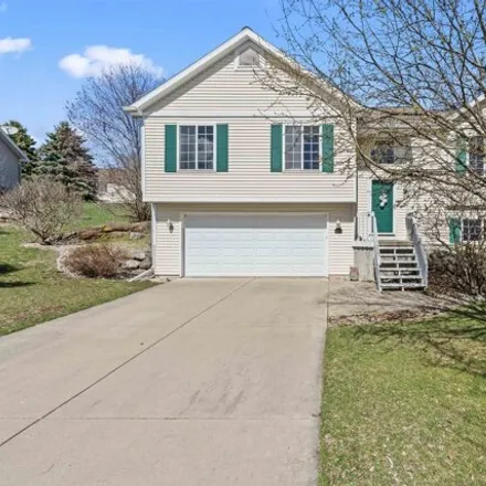 Buy this 4 bed house on 672 Stonefield Circle in Mount Horeb, WI 53572