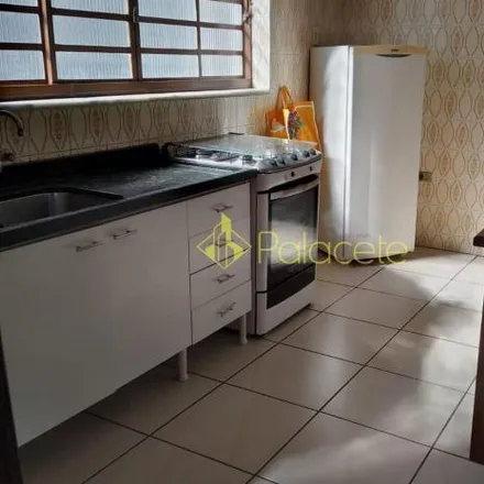 Buy this 3 bed house on Rua Olímpio de Godoy Romeiro in Sao Benedito, Pindamonhangaba - SP