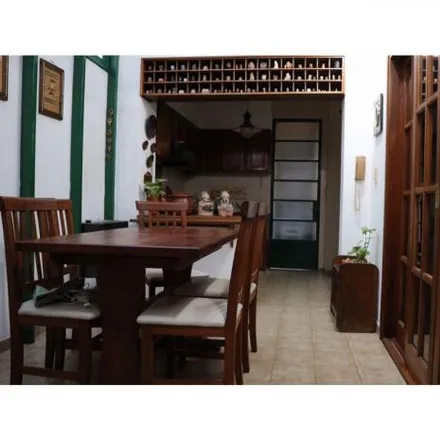 Buy this 3 bed house on Justo José de Urquiza 2413 in Alberto Olmedo, Rosario