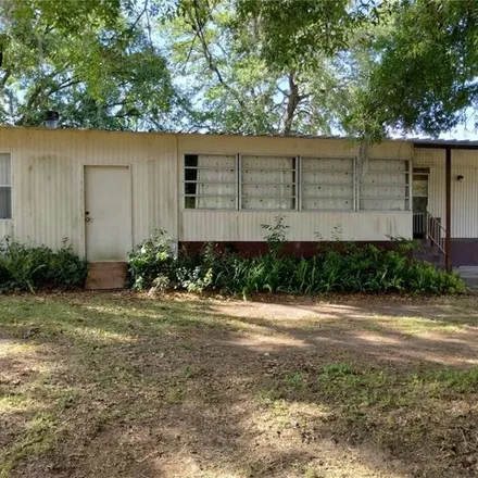 Buy this studio apartment on 39409 Otis Allen Road in Pasco County, FL 33540