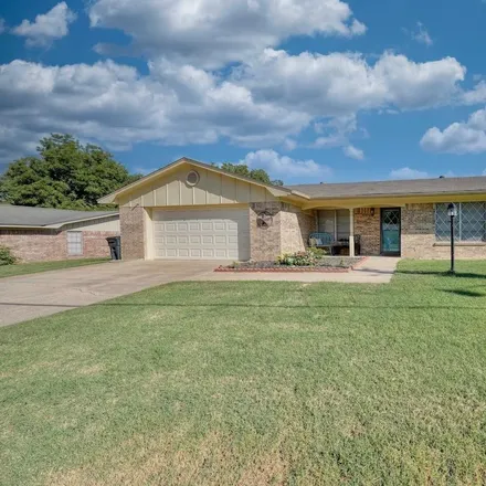 Buy this 3 bed house on 227 Sue Lane in Mineola, TX 75773