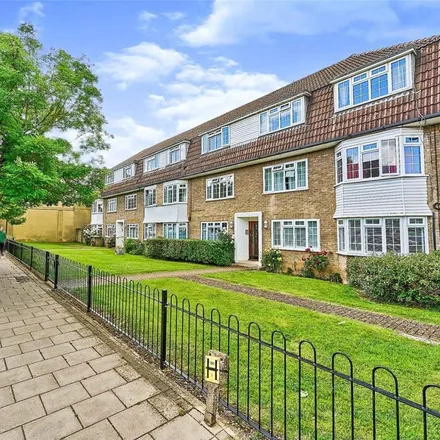 Rent this 2 bed apartment on Sopwith Avenue in London, KT9 1QE