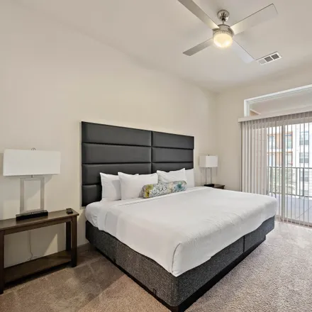 Rent this 2 bed apartment on St Joseph Pkwy @ Fannin St in Saint Joseph Parkway, Houston