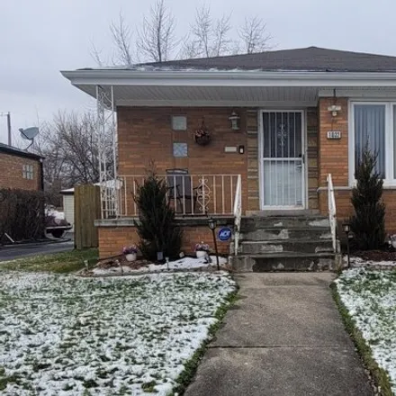 Buy this 3 bed house on 1032 East 156th Place in Dolton, IL 60419