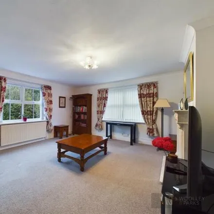 Image 8 - Walnut Grove, Nafferton, YO25 4YX, United Kingdom - House for sale