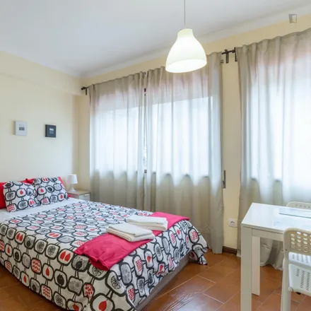 Rent this studio apartment on Rua de Chaimite in 4050-503 Porto, Portugal