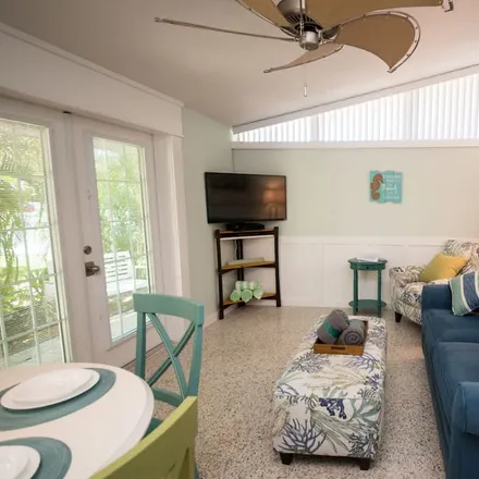 Image 2 - Holmes Beach, FL - Apartment for rent