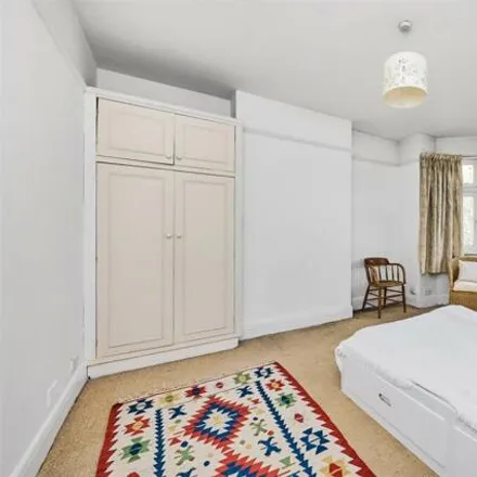 Image 7 - 8 Larches Avenue, London, SW14 8LX, United Kingdom - House for sale