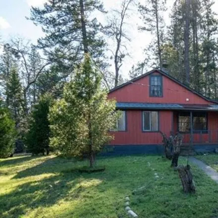 Buy this 2 bed house on 20190 Williams Highway in Williams, Josephine County
