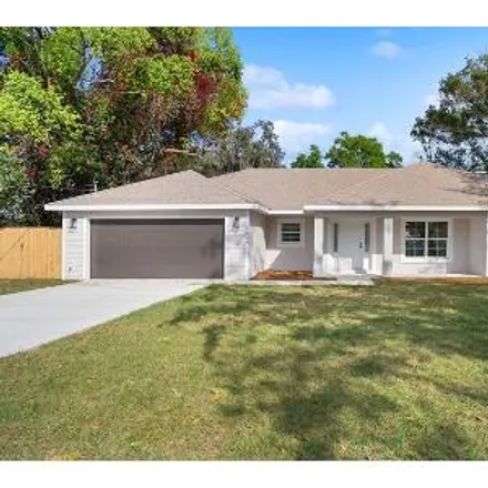 Buy this 3 bed house on 1602 Meadow Lane Northeast in Winter Haven, FL 33881