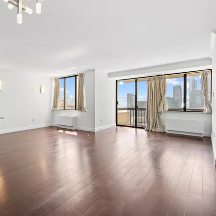Image 6 - Waterside Square South, River Drive, Jersey City, NJ 07310, USA - Townhouse for rent