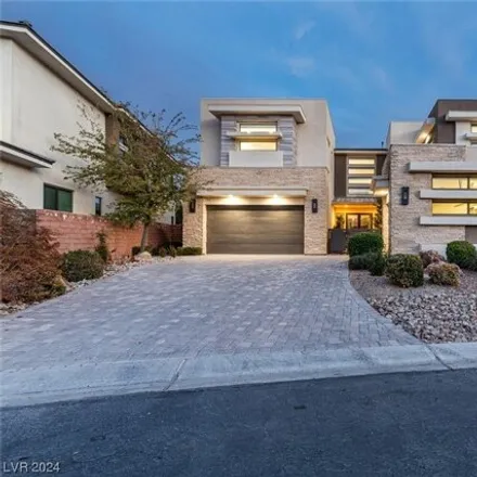 Image 2 - 92 Grey Feather Drive, Summerlin South, NV 89135, USA - House for sale