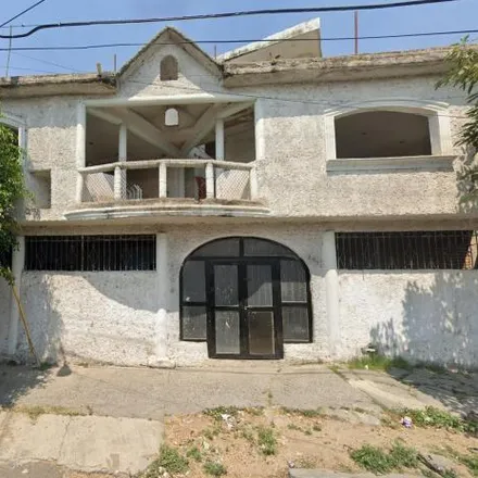 Image 2 - Calle Paseo de los Tuyas, Villas de Guadalupe, 45180 Zapopan, JAL, Mexico - House for sale