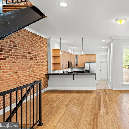 Image 7 - 2318 East Fairmount Avenue, Baltimore, MD 21224, USA - Townhouse for sale