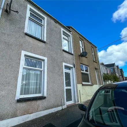 Buy this 2 bed townhouse on Albion Street in Milford Haven, SA73 2JN