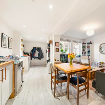 Image 4 - 34 Fairholme Road, London, W14 9JS, United Kingdom - Apartment for sale