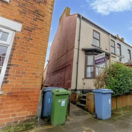 Buy this 2 bed duplex on Bagshaw street in Pleasley Hill, NG19 7RZ