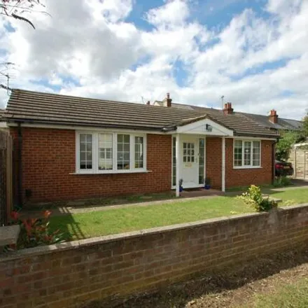 Buy this 2 bed house on Sycamore Road in Chalfont St Giles, HP8 4PE