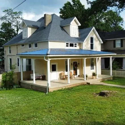 Buy this 5 bed house on 275 Bond Street in Mount Pleasant, TN 38474