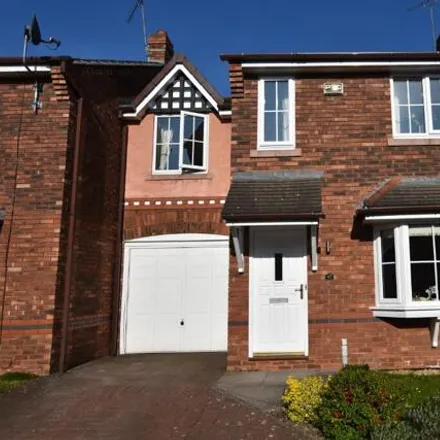 Rent this 3 bed room on Duke's Manor in The Heywoods, Chester