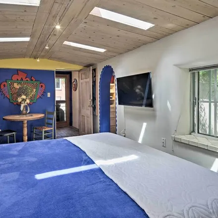 Rent this studio apartment on Santa Fe