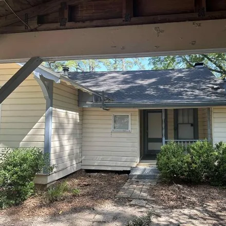 Rent this 3 bed house on 337 Pauls Drive in Tallahassee, FL 32304