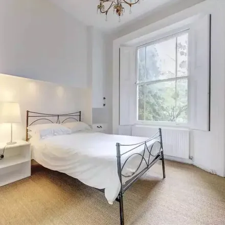 Rent this 1 bed apartment on London in W11 2HE, United Kingdom
