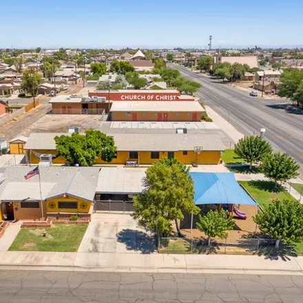 Image 1 - Church of Christ, 700 South 8th Street, El Centro, CA 92243, USA - Duplex for sale