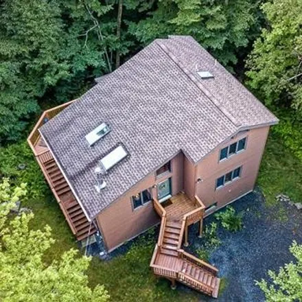 Image 3 - 150 Mountainside Drive, Gouldsboro, Lehigh Township, PA 18424, USA - House for sale