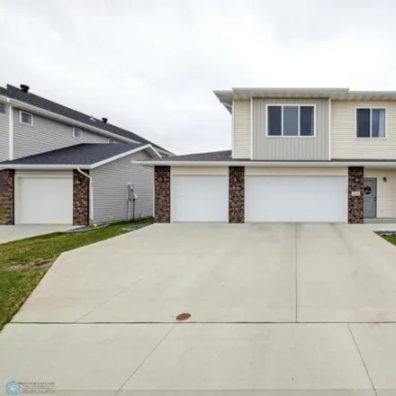 Buy this 3 bed house on 1006 Eaglewood Ave W in West Fargo, North Dakota