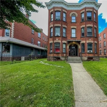 Image 1 - 363 Franklin Avenue, Hartford, CT 06114, USA - Apartment for rent