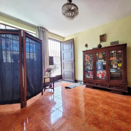 Image 1 - Iquitos Avenue 688, La Victoria, Lima Metropolitan Area 15106, Peru - House for sale