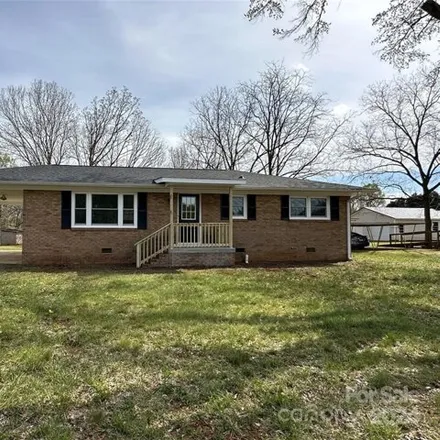 Buy this 3 bed house on 1757 Lutz Drive in Catawba County, NC 28658