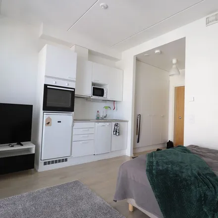 Rent this 1 bed apartment on Spinellikuja 5 in 01700 Vantaa, Finland