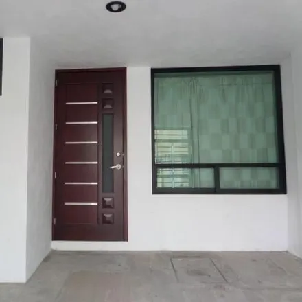 Rent this 2 bed house on Retorno Violetas in 72820 San Bernardino Tlaxcalancingo, PUE