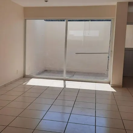 Rent this studio apartment on unnamed road in Pueblo Nuevo, 76901 El Pueblito