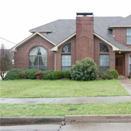 Rent this 4 bed house on 1335 Polser Road in Carrollton, TX 75010