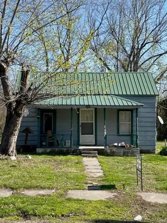 Buy this 2 bed house on 303 East Main Street in Iberia, Miller County