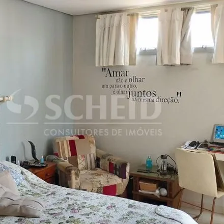 Buy this 3 bed house on Rua Professor Amador de Lima Junior in Vila Arriete, São Paulo - SP