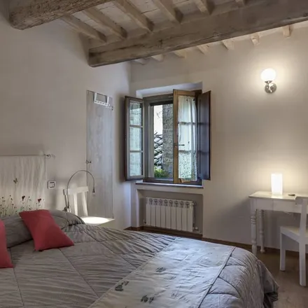 Rent this 2 bed apartment on 53027 San Quirico d'Orcia SI